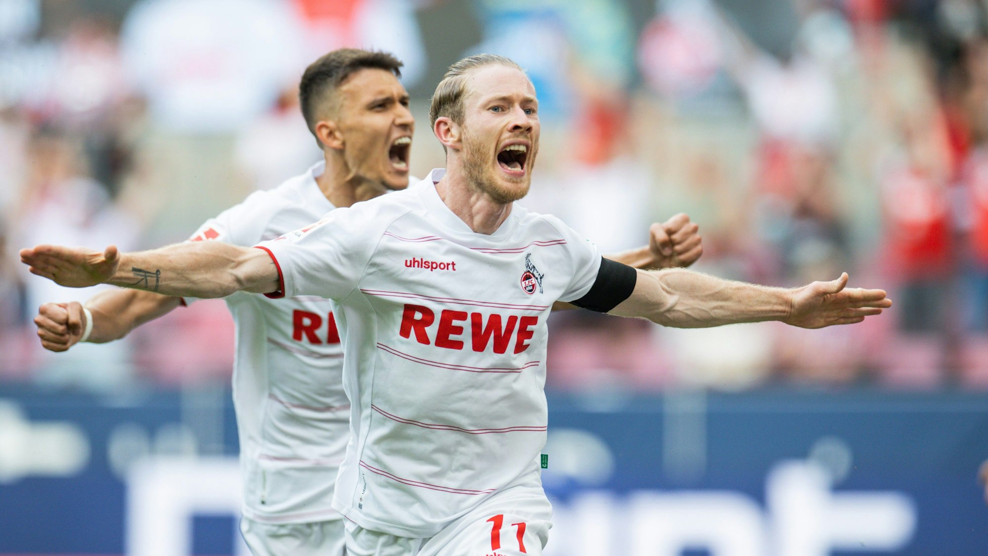 Florian Kainz vom 1. FC Köln feiert seinen ersten Treffer gegen Hertha BSC zur 2:1-Führung.