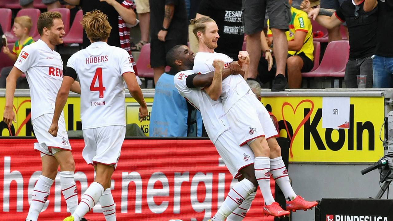 Florian Kainz jubelt mit Anthony Modeste für den 1. FC Köln gegen Hertha BSC.