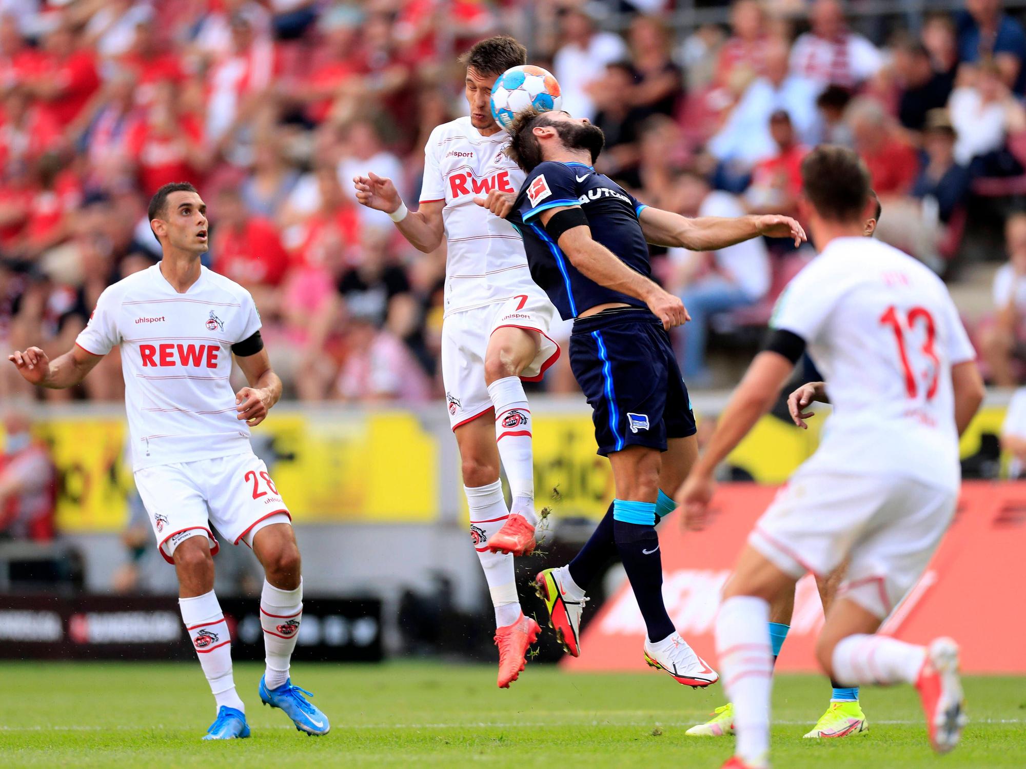 Dejan Ljubicic spielt für den 1. FC Köln gegen Hertha BSC.