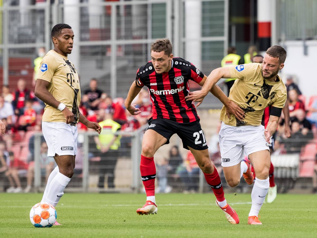 Florian Wirtz im Testspiel von Bayer 04 Leverkusen gegen den FC Utrecht.