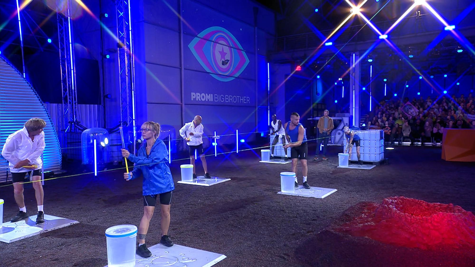 Beim Duell "Zielwasser": Raumstation gegen Big Planet.