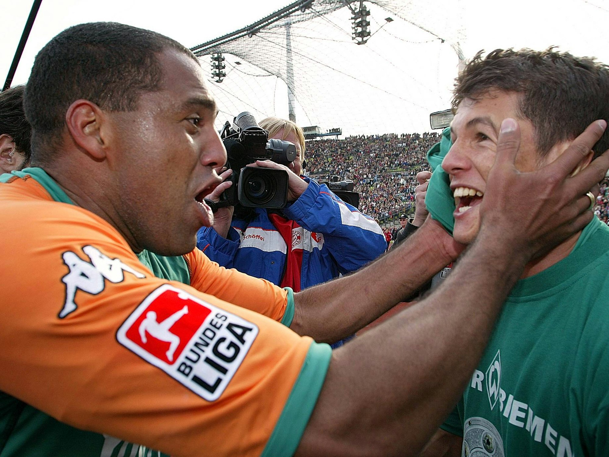 Ailton und Nelson Valdez freuen sich