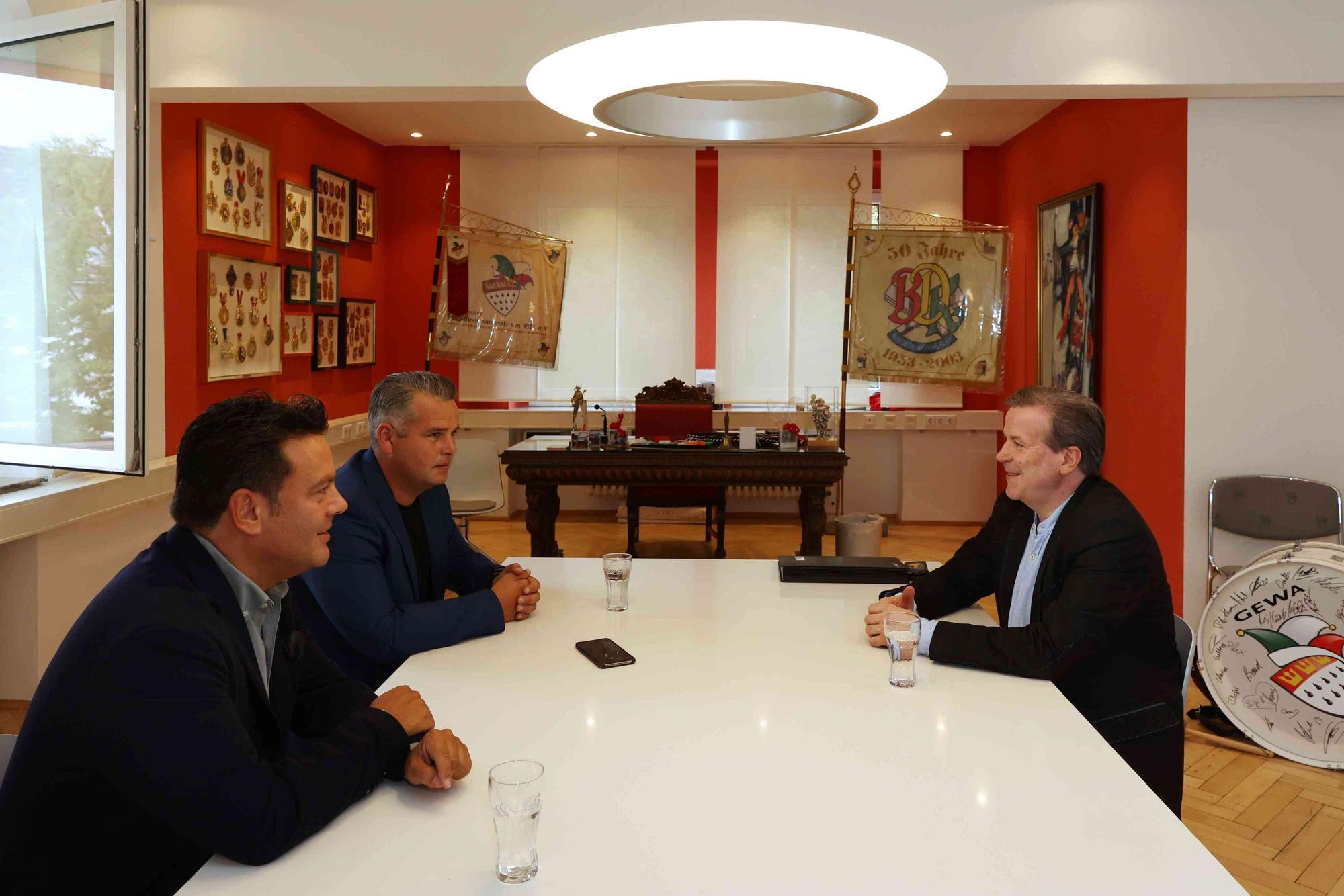 EXPRESS-Interview mit Christoph Kuckelkorn in seinem Büro.