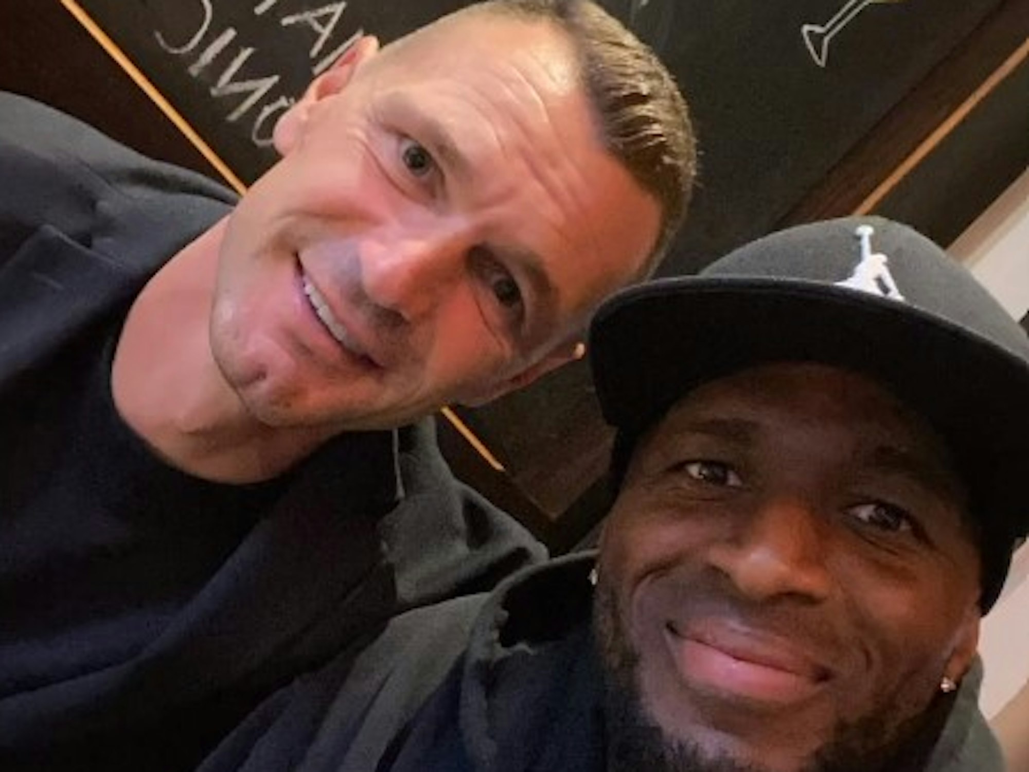 Anthony Modeste und Milivoje Novakovic zeigen sich zusammen.