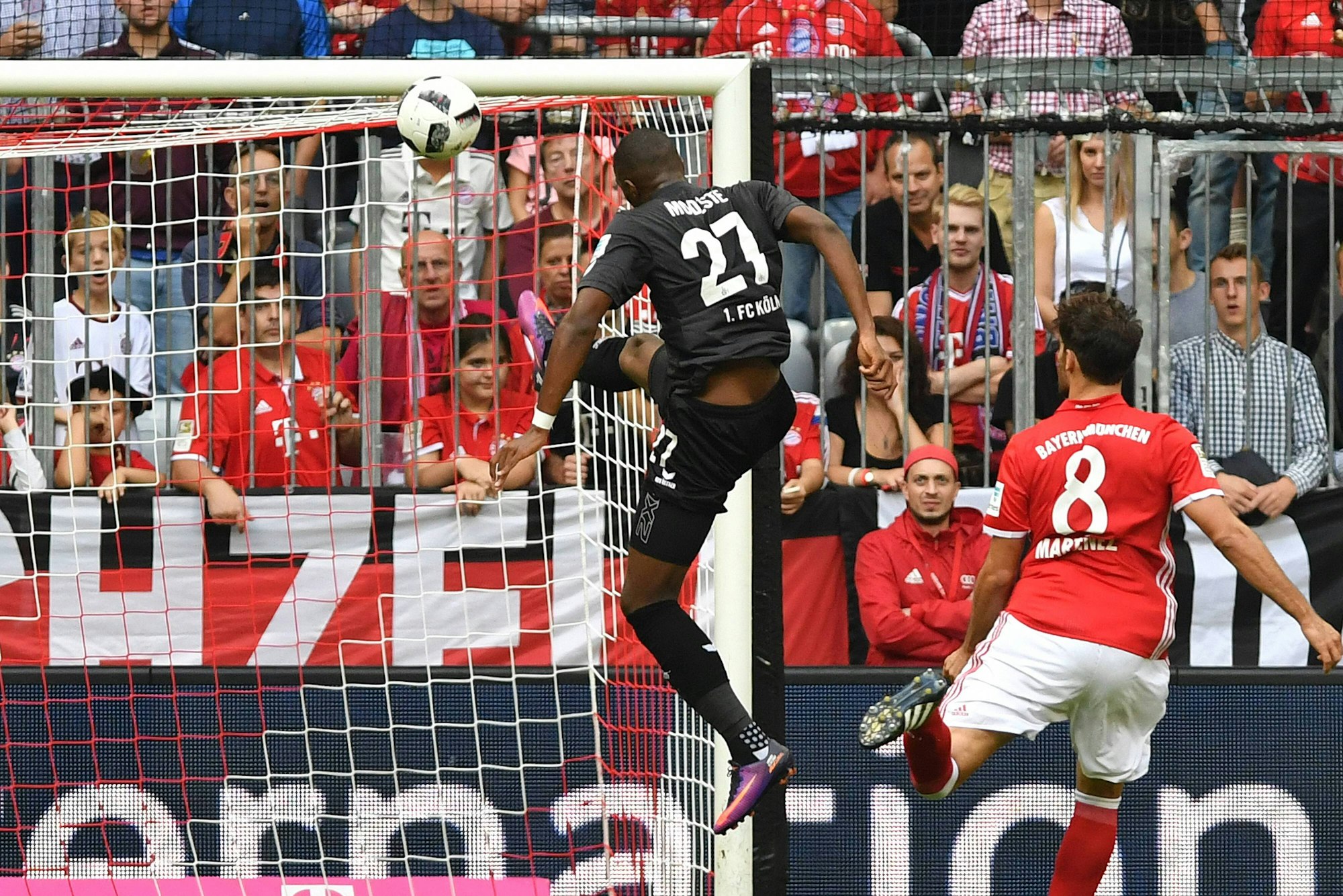 Tor zum 1:1 durch Anthony Modeste (1.FC Koeln) beim FC Bayern.