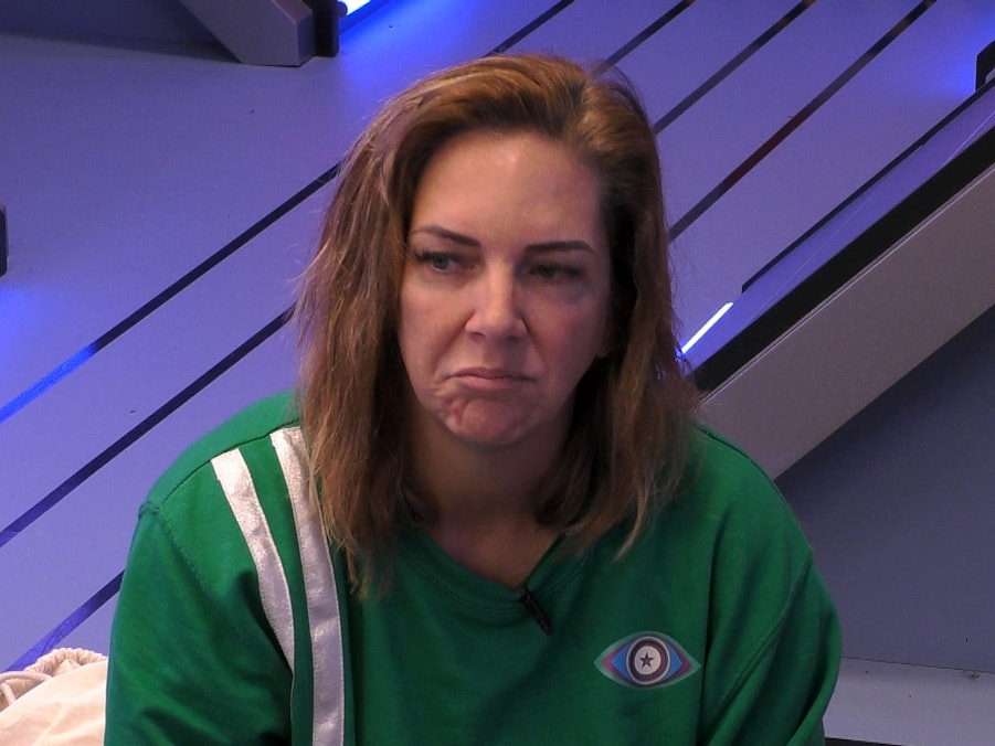 Danni Büchner bei Promi Big Brother 2021: Sie ist in Folge 17 ganz hart genervt – und zwar von allem...