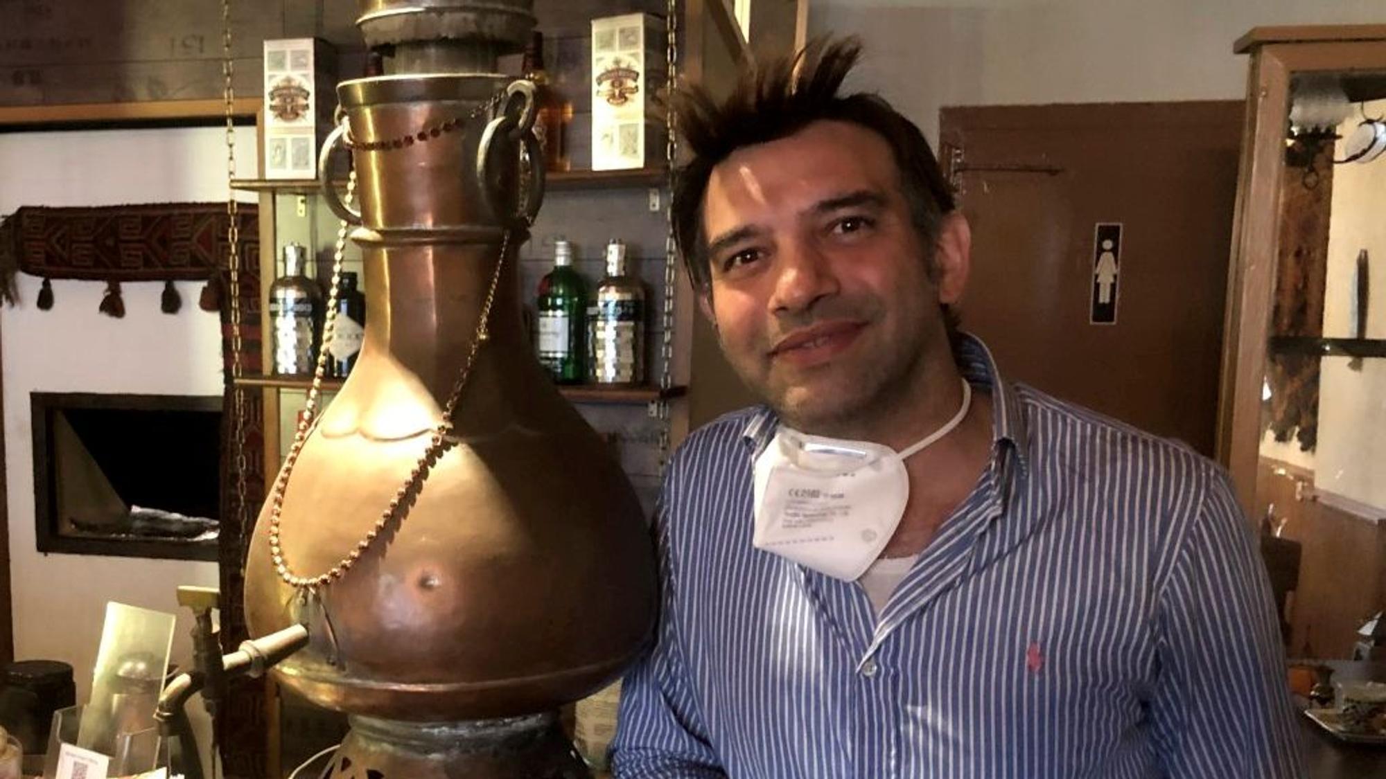Kölner Gastronom Suleiman Samae im Restaurant Kabul