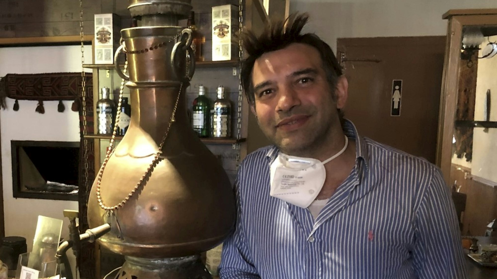 Kölner Gastronom Suleiman Samae im Restaurant Kabul