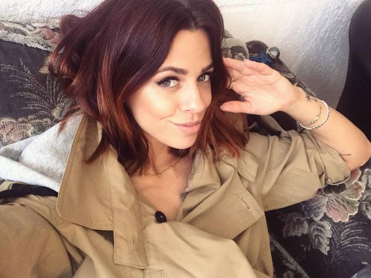 Das Selfie zeigt Vanessa Mai (hochgelade am 16. September 2017 auf Instagram).