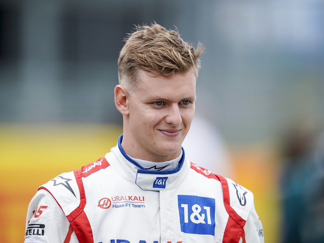 Mick Schumacher aus Deutschland vom Team Haas nimmt an der Präsentation des Formel-1-Autos 2022 teil.