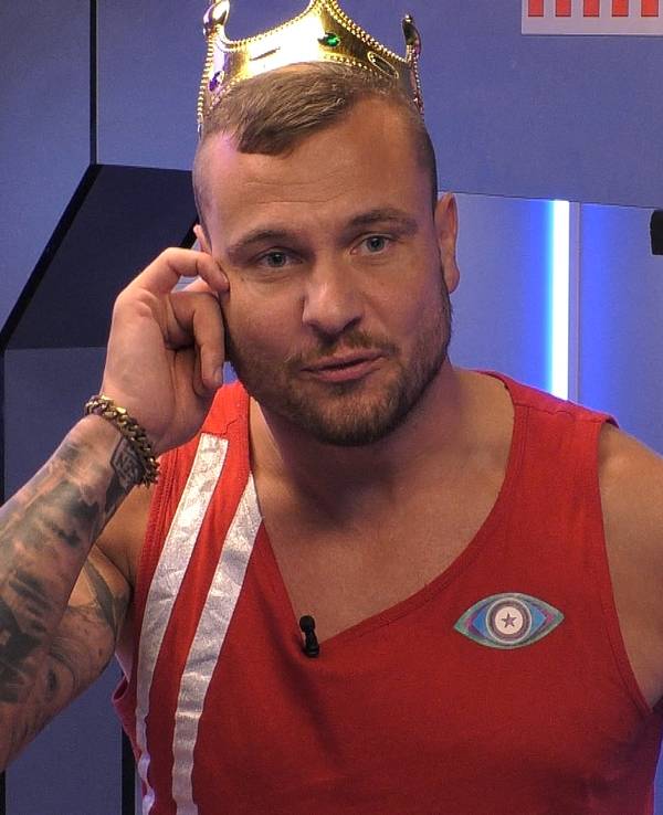 Eric Sindermann auf der Raumstation von „Promi Big Brother“ 2021