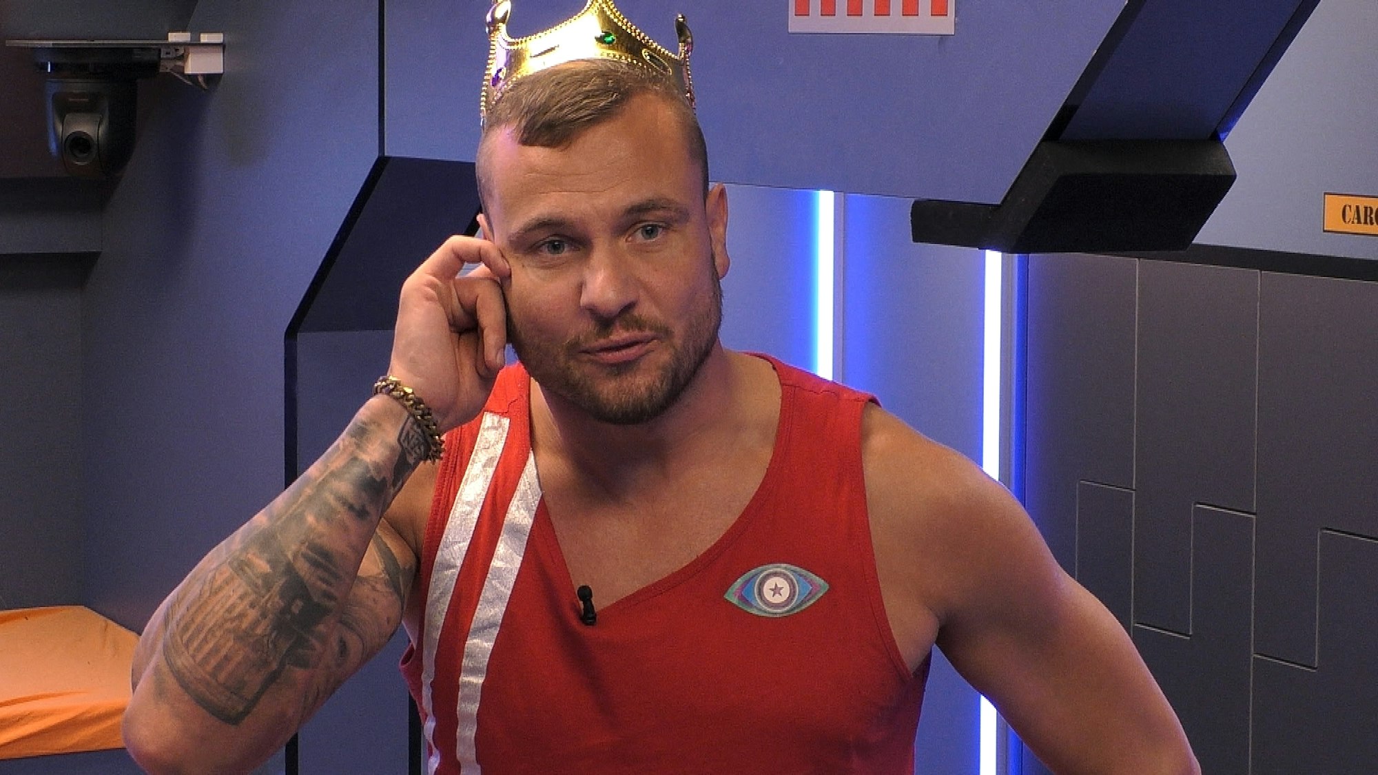 Eric Sindermann auf der Raumstation von „Promi Big Brother“ 2021