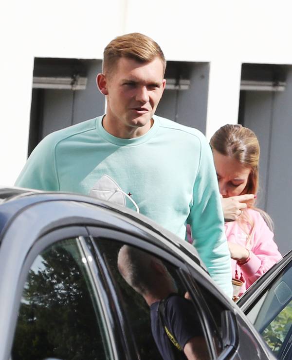 FC-Neuzugang Luca Kilian kommt am Geißbockheim an.