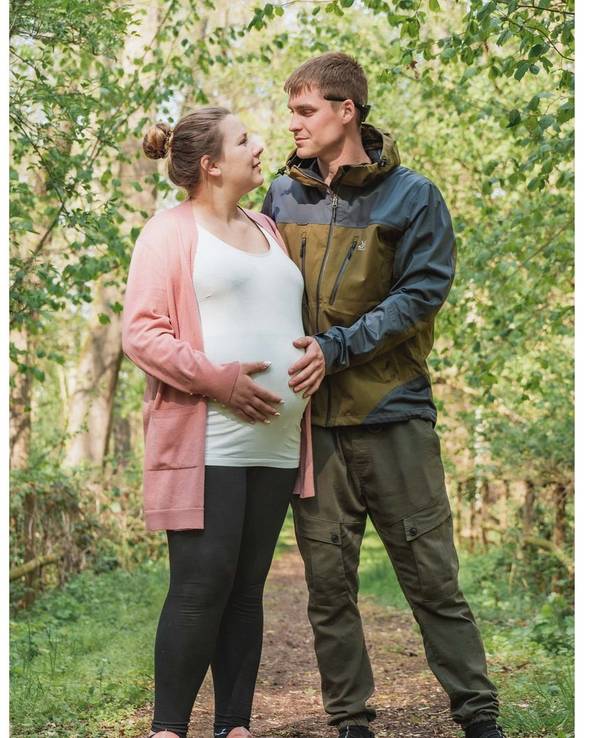 Sarafina Wollny und Ehemann Peter bei einem Schwangerschafts-Shooting