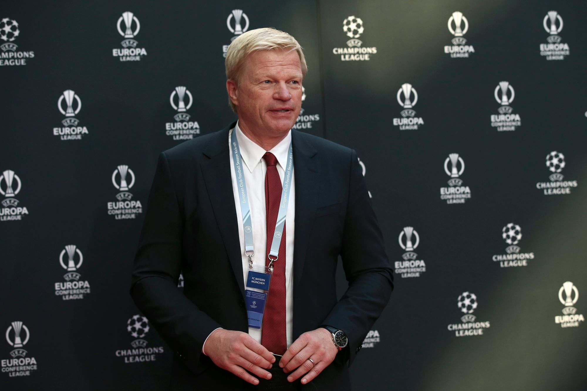 Oliver Kahn vom FC Bayern München bei der Auslosung der Champions League.