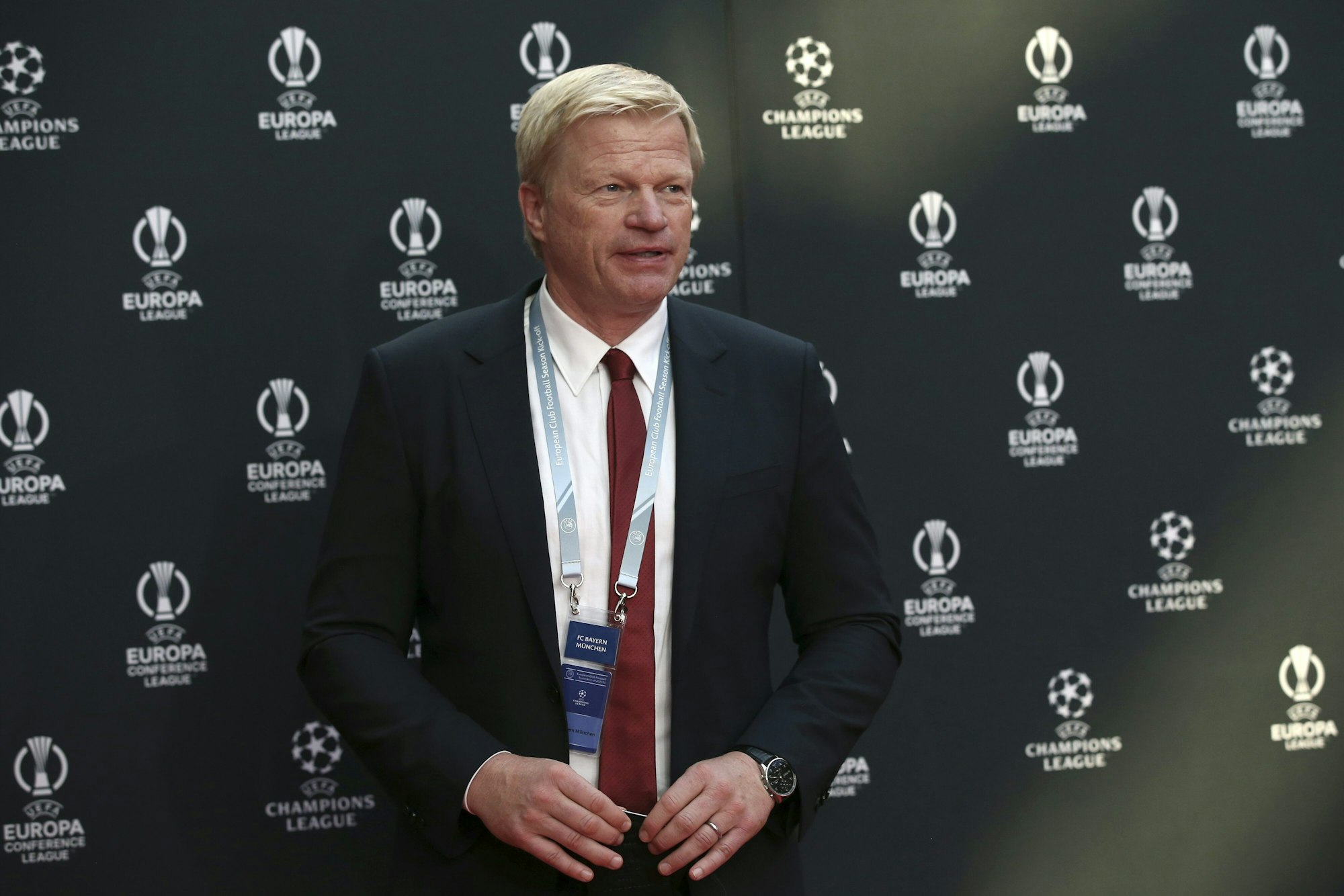 Oliver Kahn vom FC Bayern München bei der Auslosung der Champions League.