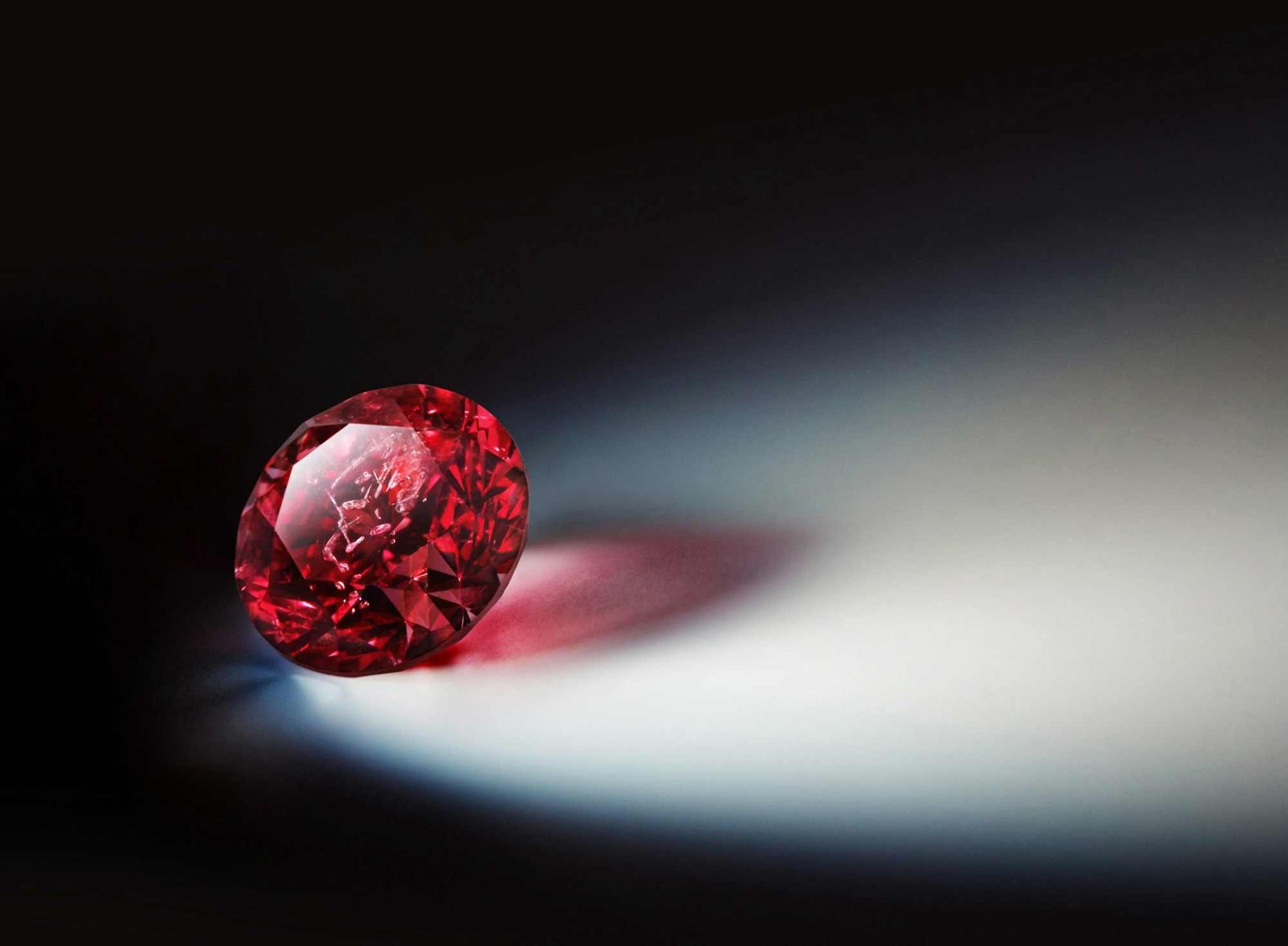 Ein roter Diamant