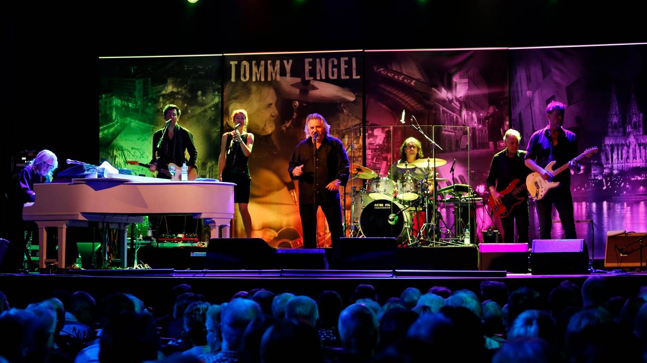 Tommy Engel bei einem Konzert in der Volksbühne am Rudolfplatz.