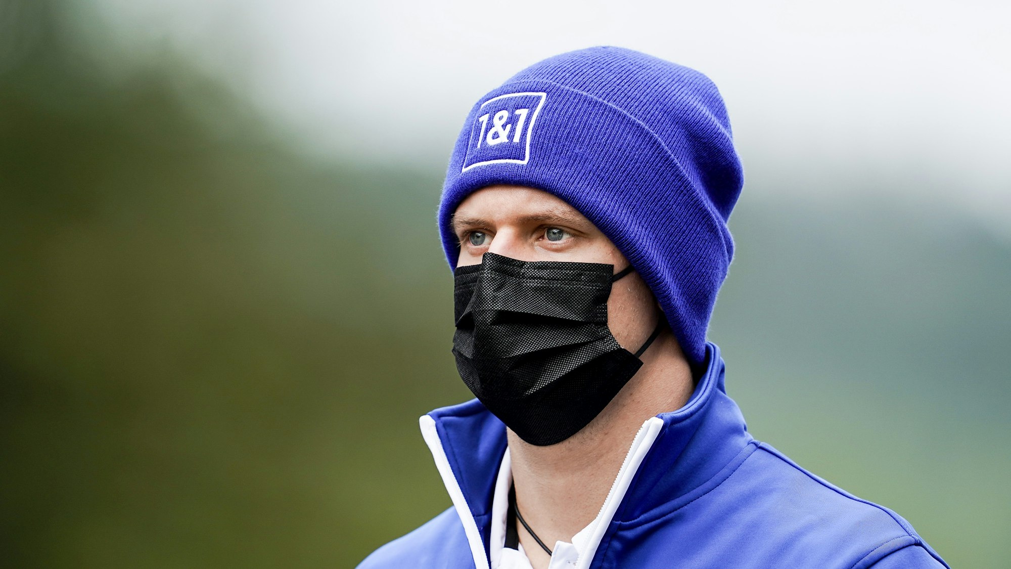 Mick Schumacher vom Team Haas geht die Rennstrecke auf dem Circuit de Spa-Francorchamps ab.