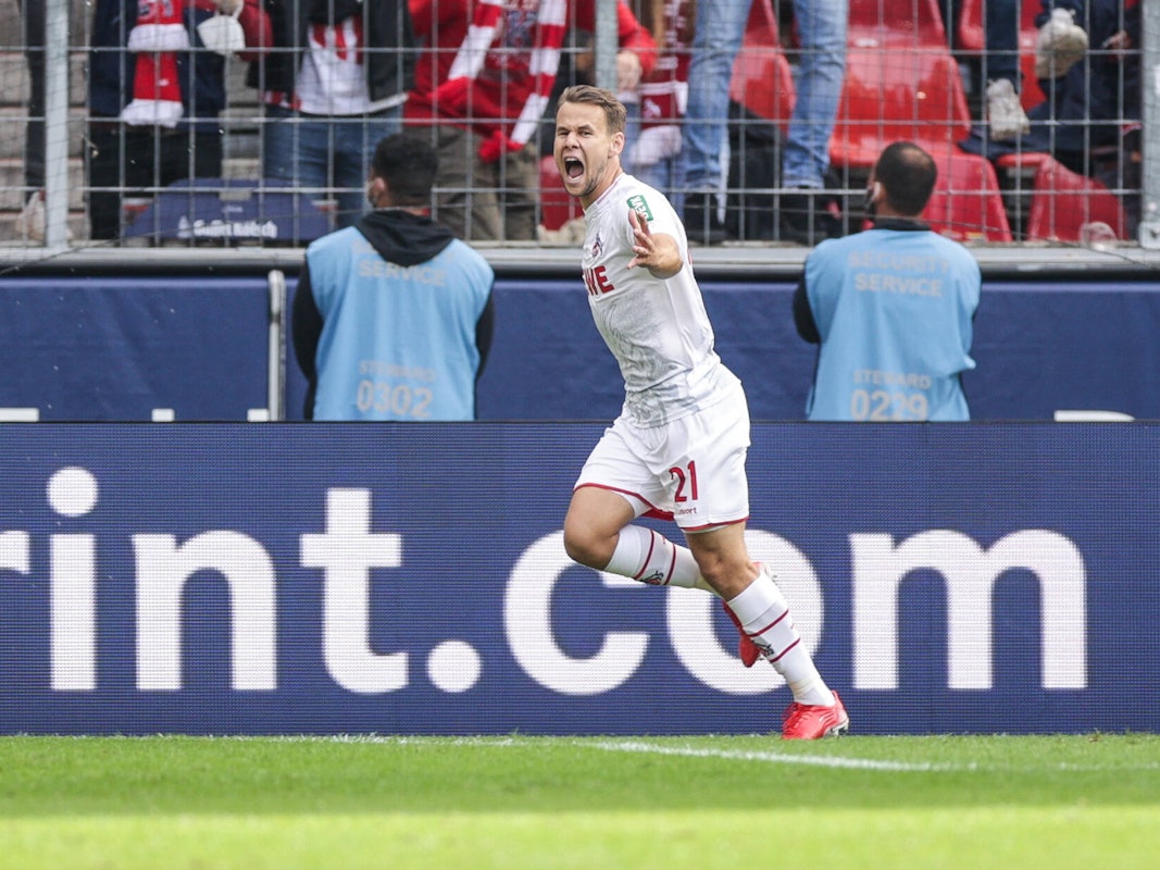 Louis Schaub vom 1.FC Köln bejubelt den Treffer zum 1:0.