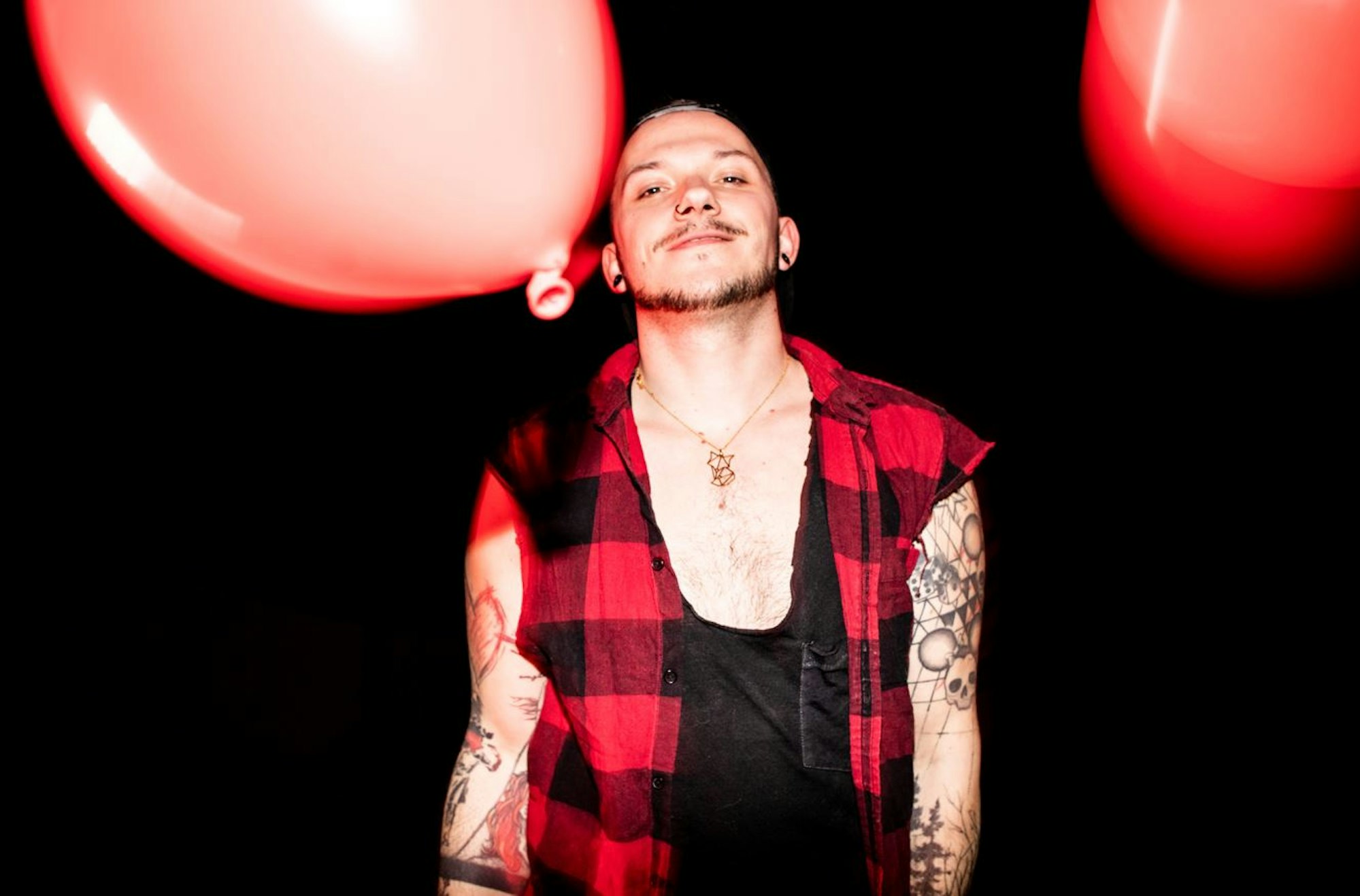 Marcella Rockefeller ohne Verkleidung.