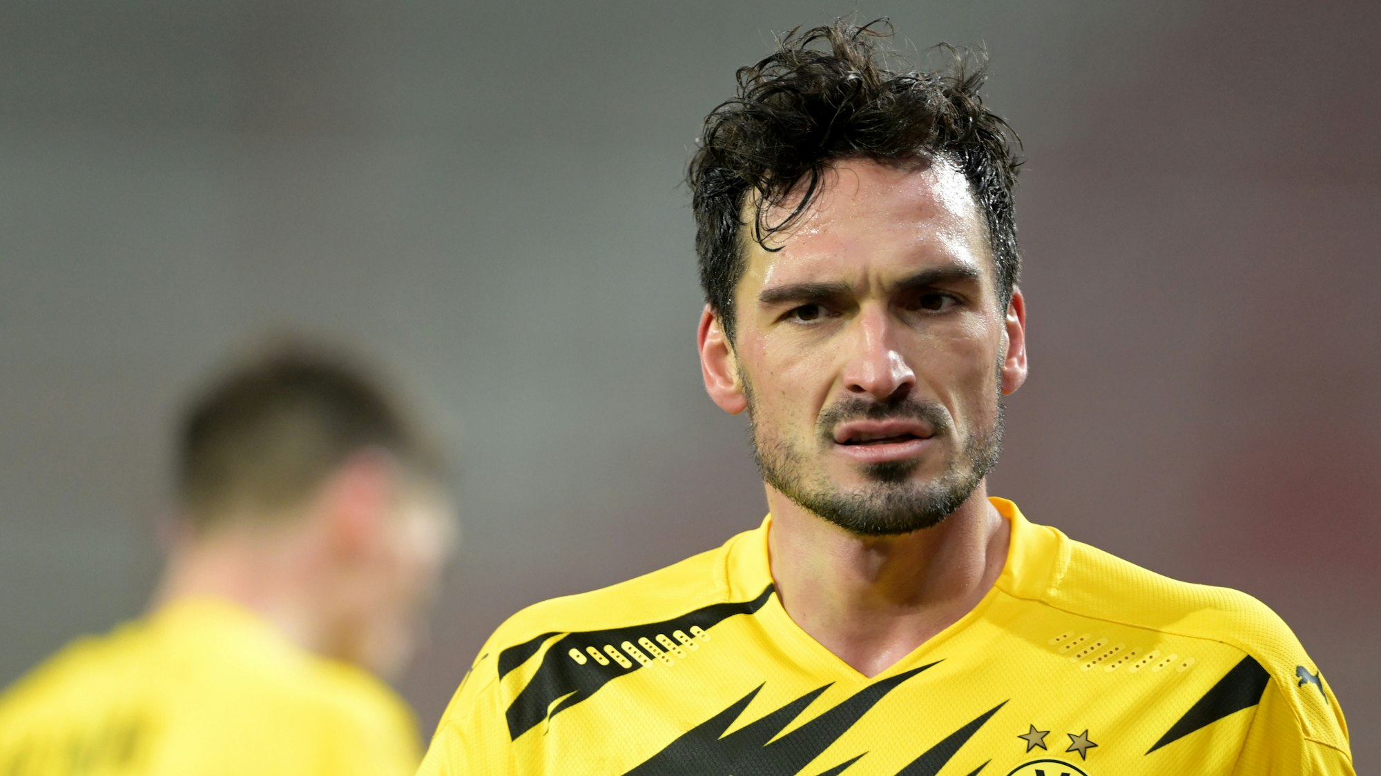 Fußball: Bundesliga, 1. FC Union Berlin - Borussia Dortmund, 13. Spieltag im Stadion Alte Försterei. Mats Hummels von Dortmund.