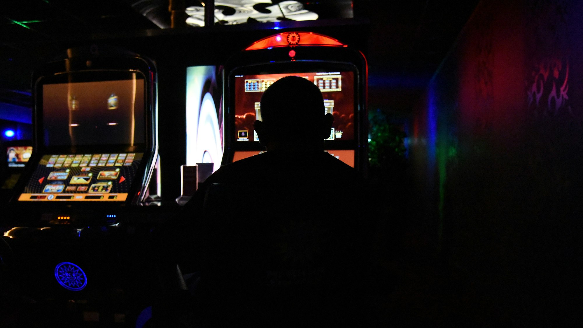 Blick in eine Spielhalle