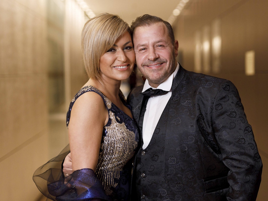 Willi Herren mit Ehefrau Jasmin Jennewein bei der 13. Dorint Charity Sports Night 2019 im Dorint Hotel an der Messe in Deutz. Köln, 08.12.2019