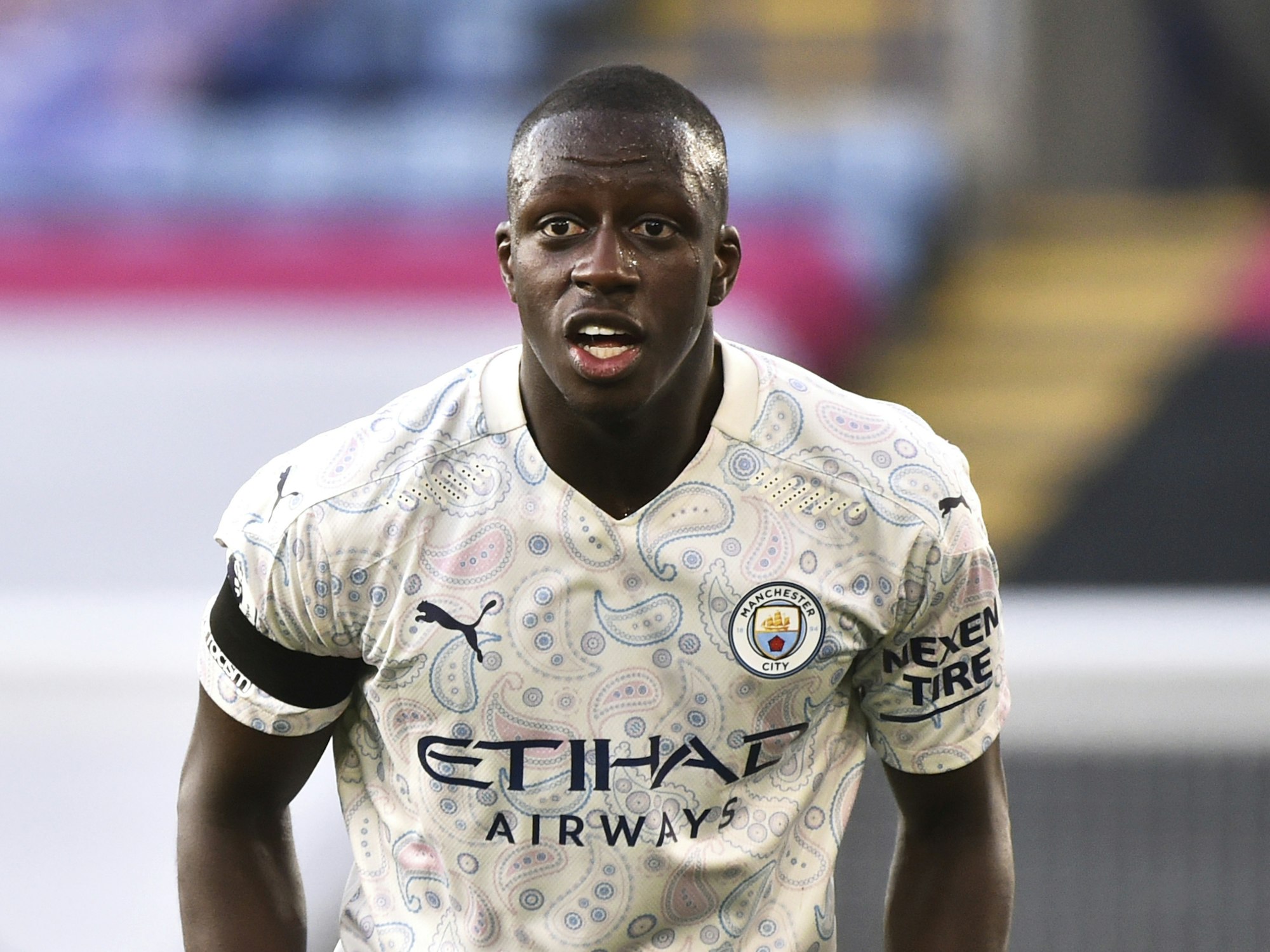 Benjamin Mendy von Manchester City reagiert während des Fußballspiels der englischen Premier League gegen Leicester City im King Power Stadium.