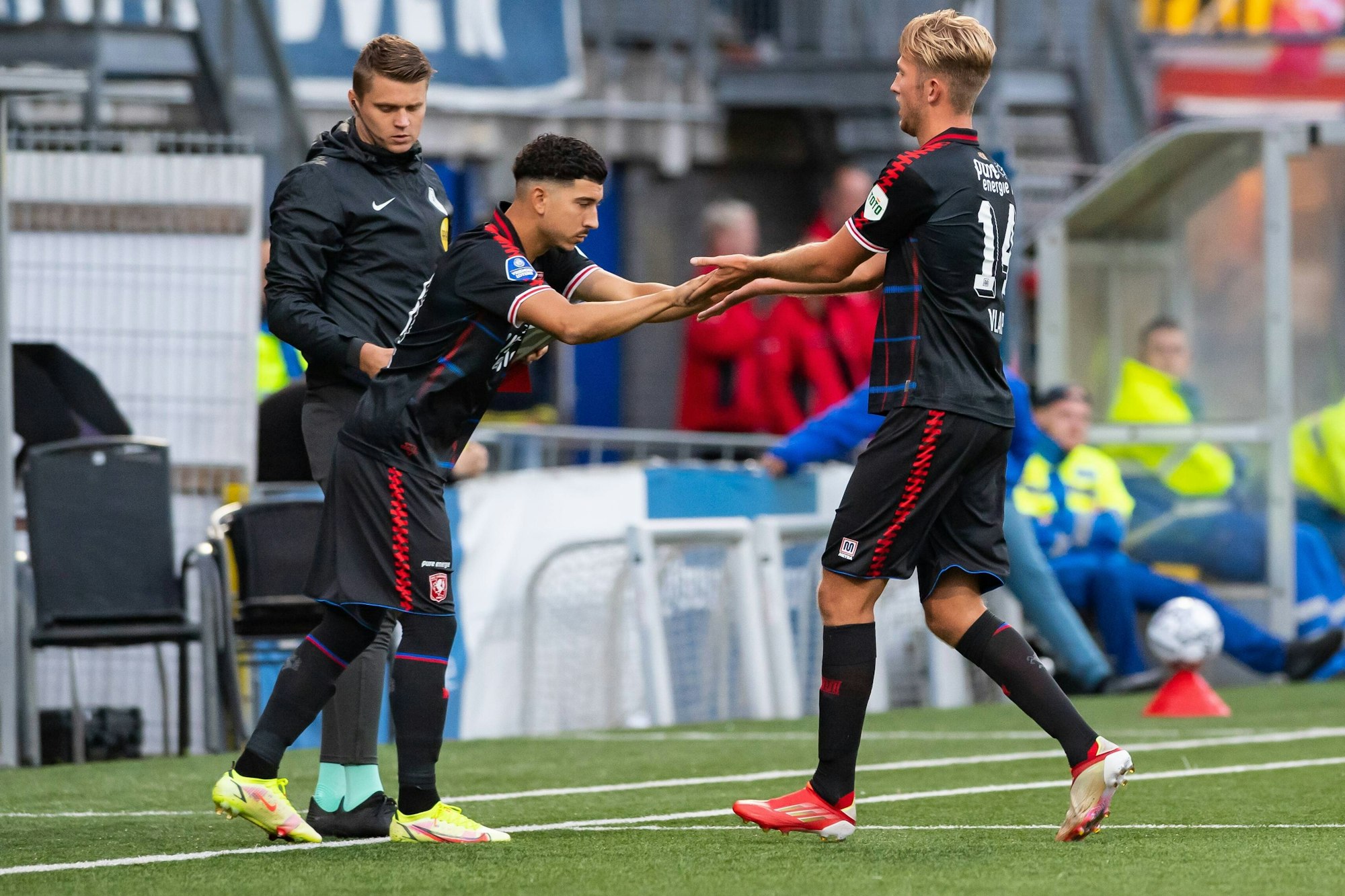 Ex-FC-Profi Dimitrios Limnios wird eingewechselt.