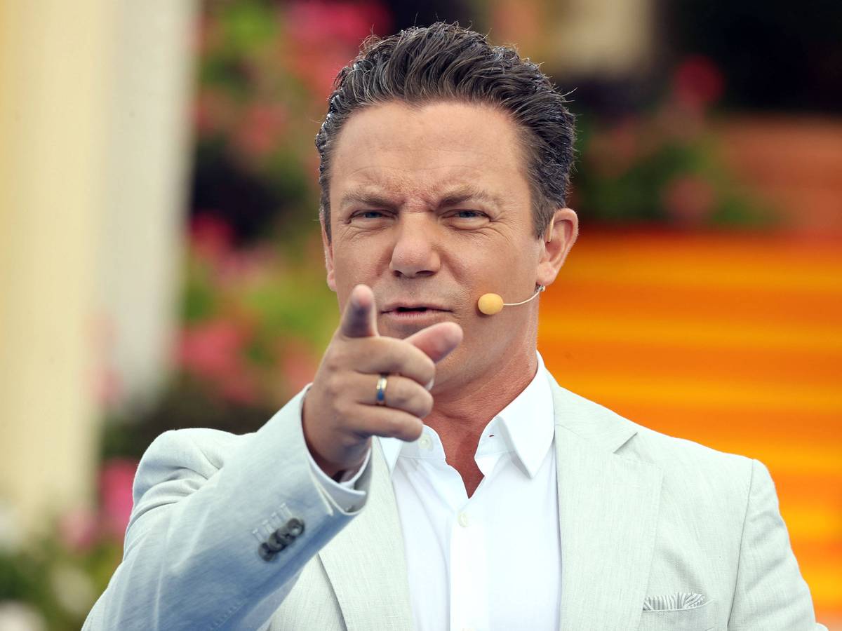 Moderator Stefan Mross während der ARD - Unterhaltungsshow Immer wieder Sonntags am 22. August 2021 im Europapark Rust.