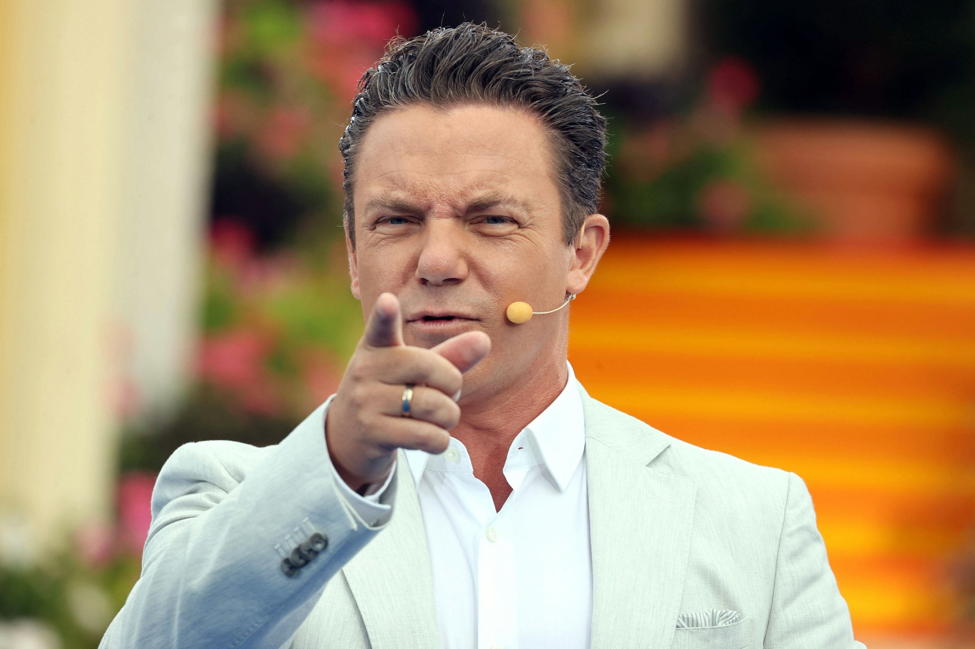 „Immer wieder Sonntags“-Moderator Stefan Mross während der ARD - Unterhaltungsshow im Europapark Rust.