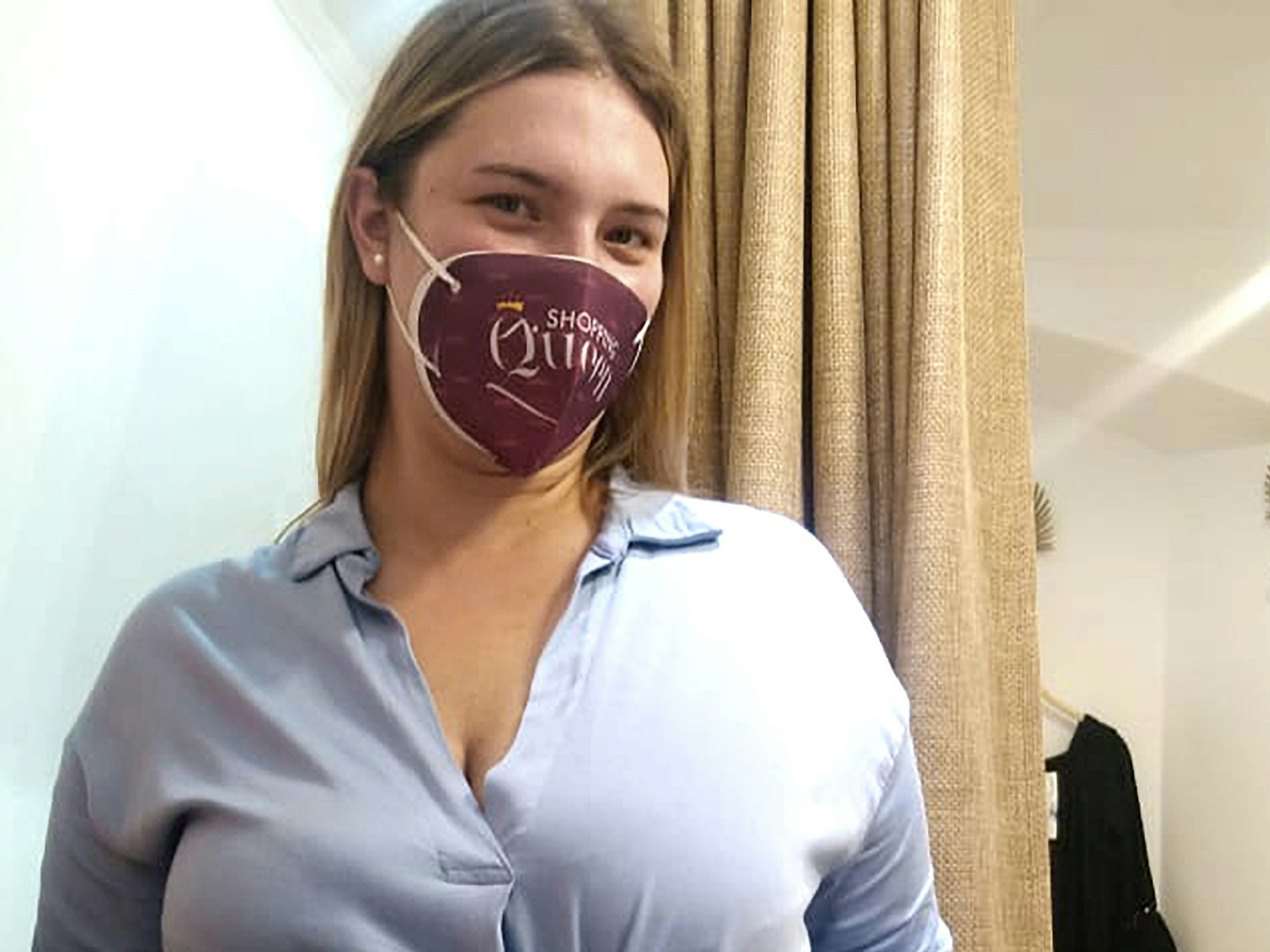 Danni Büchners Tochter Joelina Karabas bei „Shopping Queen“ auf Mallorca.