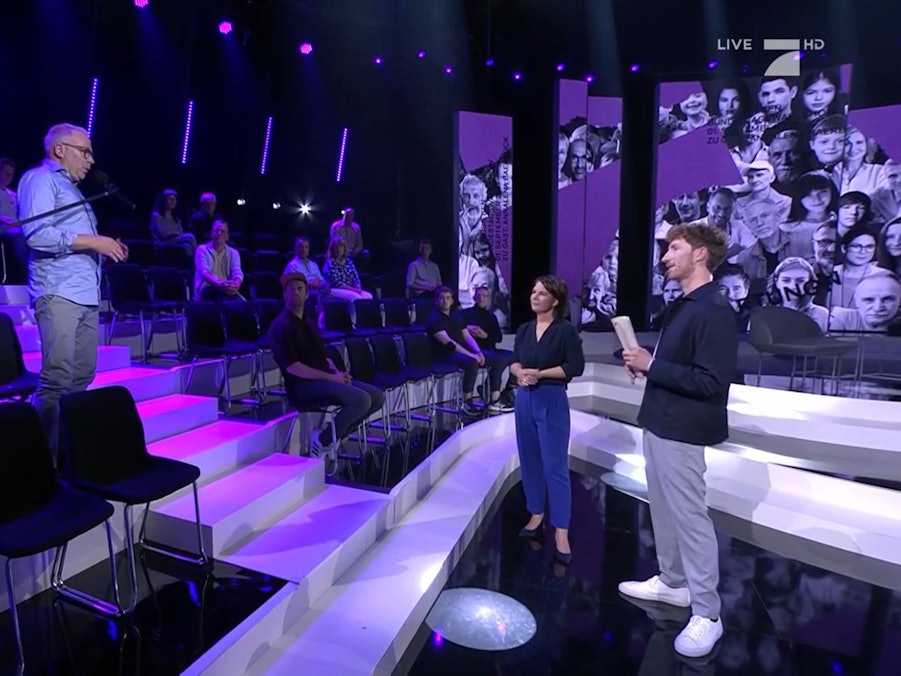 Die grüne Kanzlerkandidatin Annalena Baerbock stellte sich am Mittwoch, 01. September, den Fragen der Zuschauer. Auch ihr Ex-Chef, der Bäckermeister Axel Oppenborn, will etwas von seiner ehemaligen Mitarbeiterin wissen.