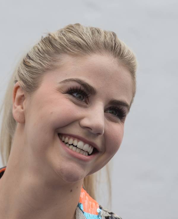 Schlagersängerin Beatrice Egli, hier im Europapark in Rust, stand kurz vor einem Burnout. In ihrer YouTube-Dokumentation erzählt sie jetzt ihre Geschichte.
