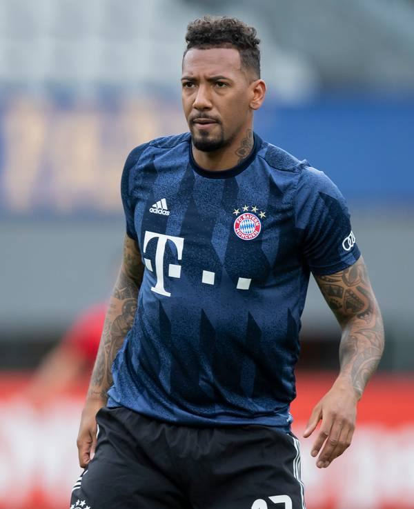 Bayern Münchens Jerome Boateng vor dem Spiel beim SC Freiburg