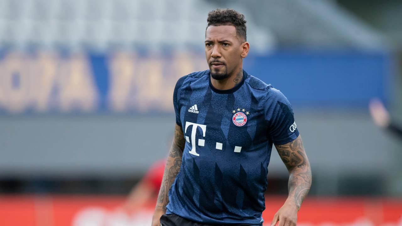 Bayern Münchens Jerome Boateng vor dem Spiel beim SC Freiburg