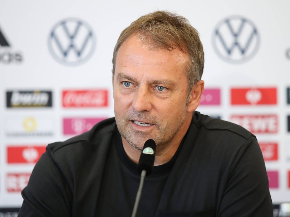 Pressekonferenz vor dem WM-Qualifikationsspiel gegen Armenien: Bundestrainer Hansi Flick spricht während einer Pressekonferenz vor dem Spiel.