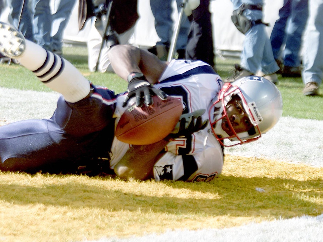 David Patten (New England Patriots) landet mit dem Ball in der Endzone