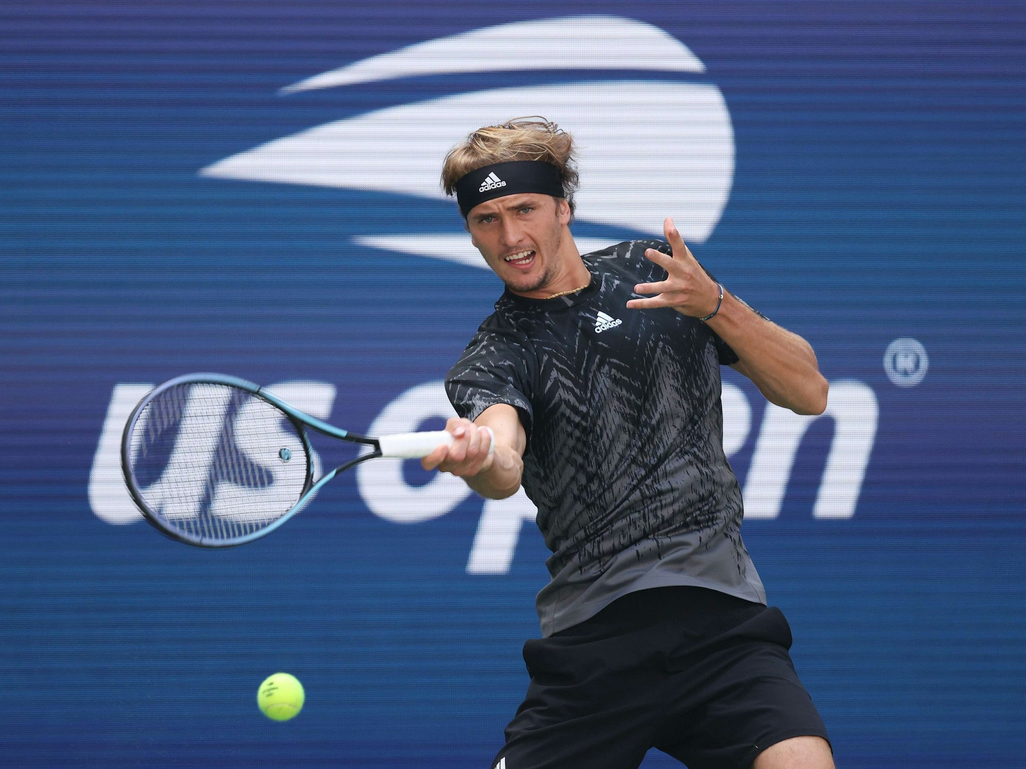 Alexander Zverev während seines Matches bei den US Open gegen Jannik Sinner
