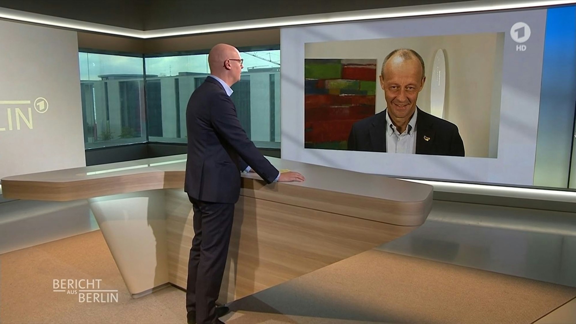 Friedrich Merz (CDU, r.), im Interview mit ARD-Moderator Matthias Deiß: Bei der Frage nach den Mitgliedern kam der Politiker schnell ins Straucheln.