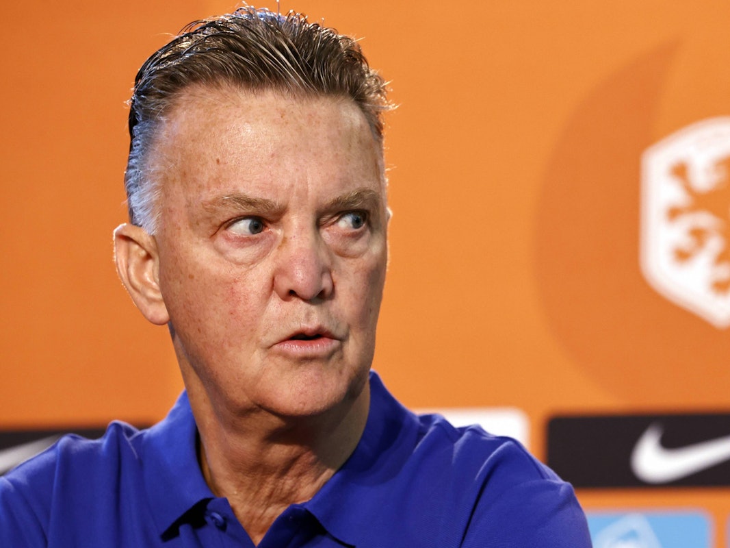 Louis van Gaal auf einer Pressekonferenz.