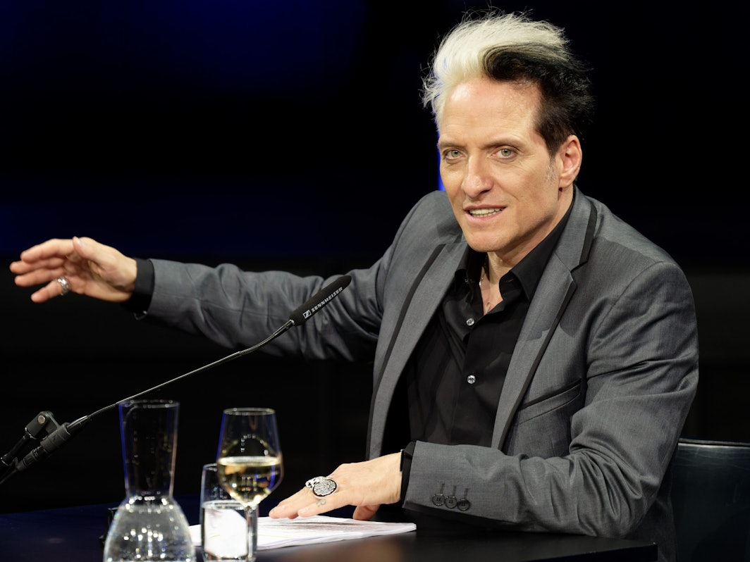 Ärzte-Schlagzeuger und Solokünstler Bela B macht Wahlwerbung für die Grünen.