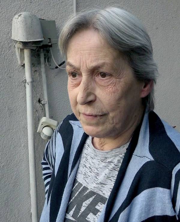 artz und herzlich: Große Not bei Dagmar: Seit fast einem Jahr wartet sie auf ihren Rentenbescheid - bisher vergebens.