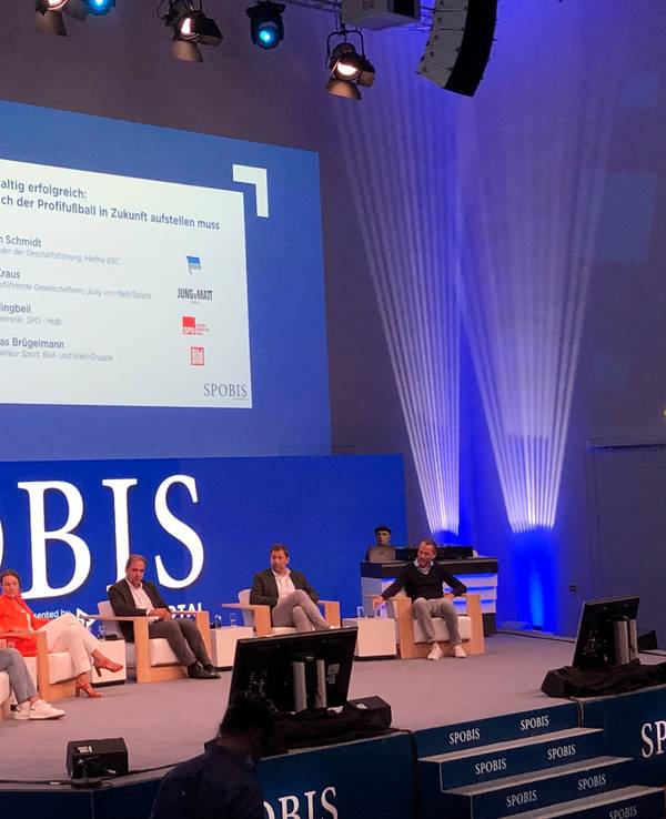 Diskussionsrunde auf der Sportmesse Spobis