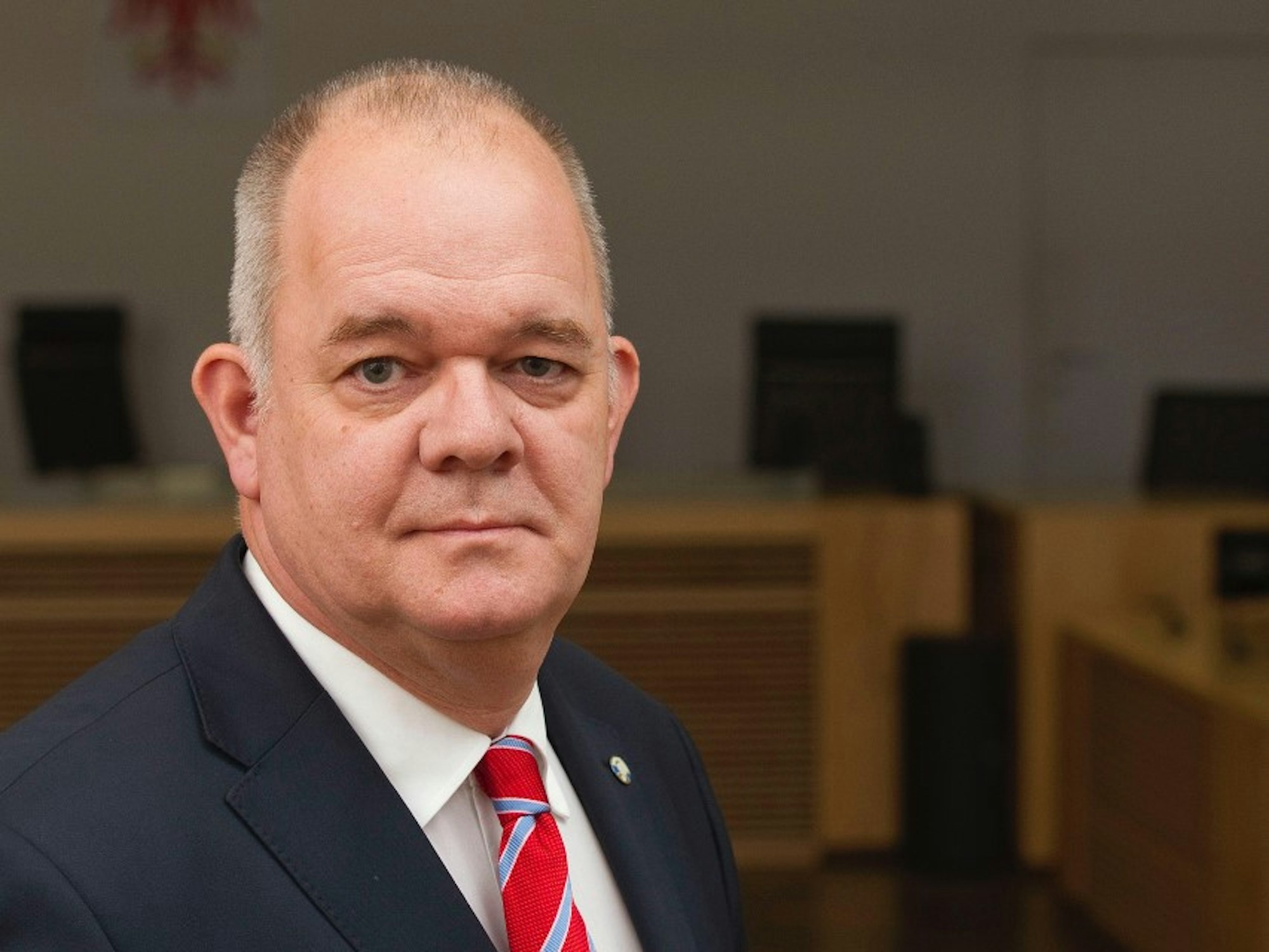 Der Kölner Securityprofi Stefan Bisanz bei Gericht.