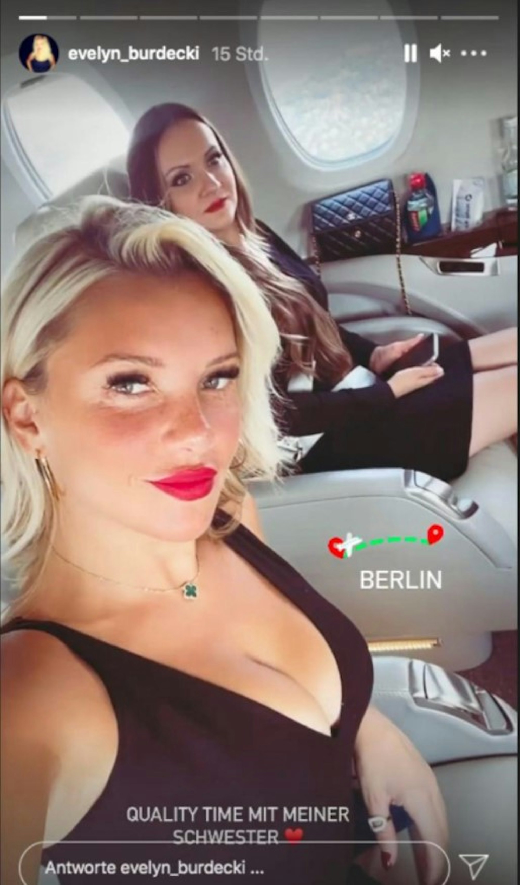 Evelyn Burdecki besuchte mit ihrer Schwester Margarete die Fashion Week in Berlin.
