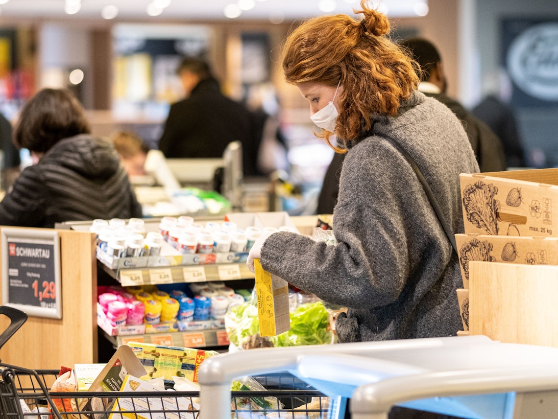 Rückruf bei Edeka und Netto: Ein Produkt aus dem „Gut und günstig“-Sortiment ist betroffen. Das Symbolbild wurde im Jahr 2020 in Hannover aufgenommen