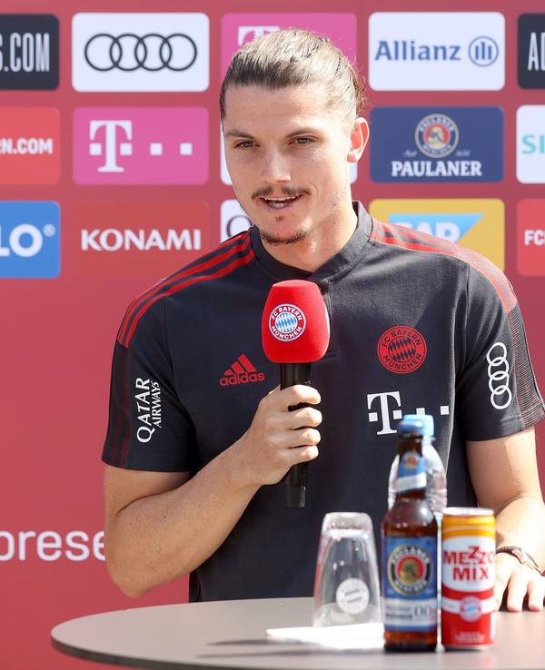 Marcel Sabitzer wird beim FC Bayern vorgestellt.