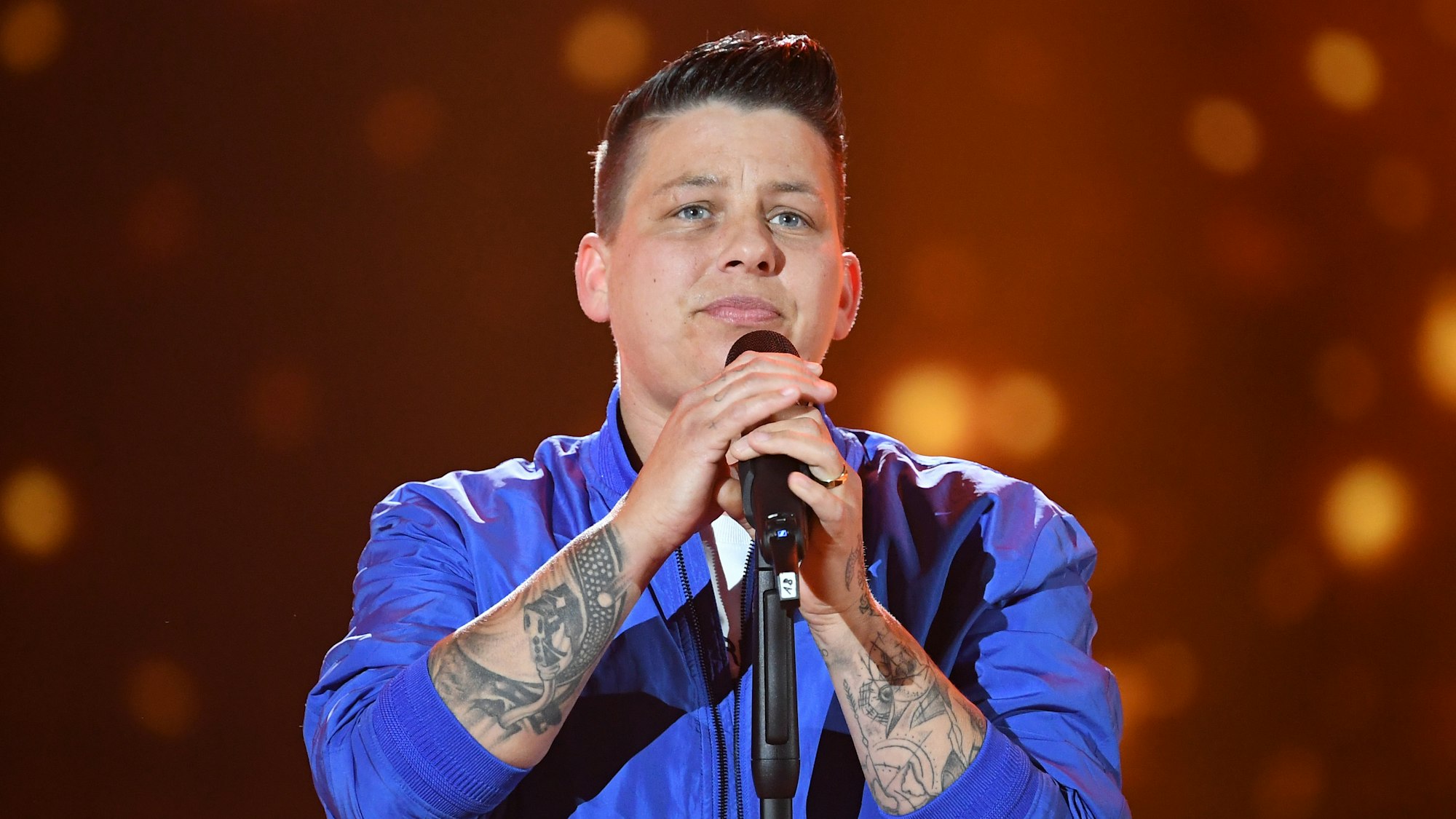 Sängerin Kerstin Ott, hier 2019 während der Show „Willkommen bei Carmen Nebel“ in Berlin, gestand ihre Spielsucht und erklärt, wie sie dieser entkam.